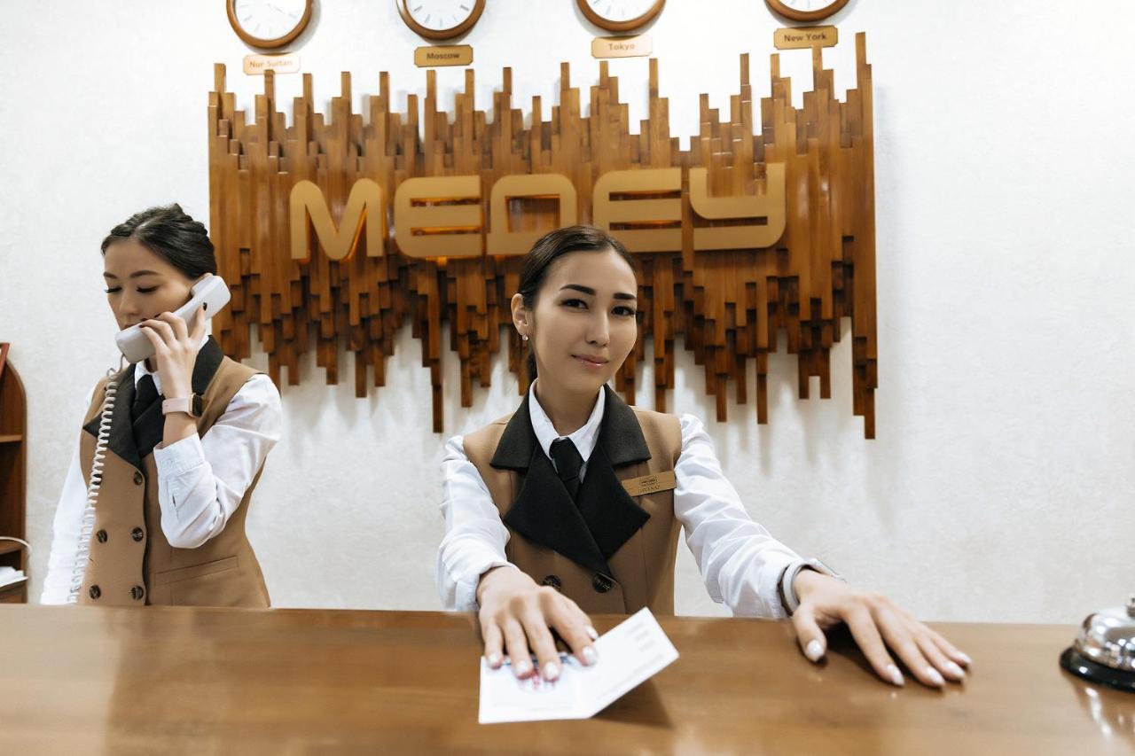 Medeu Hotel Kostanay Exterior photo