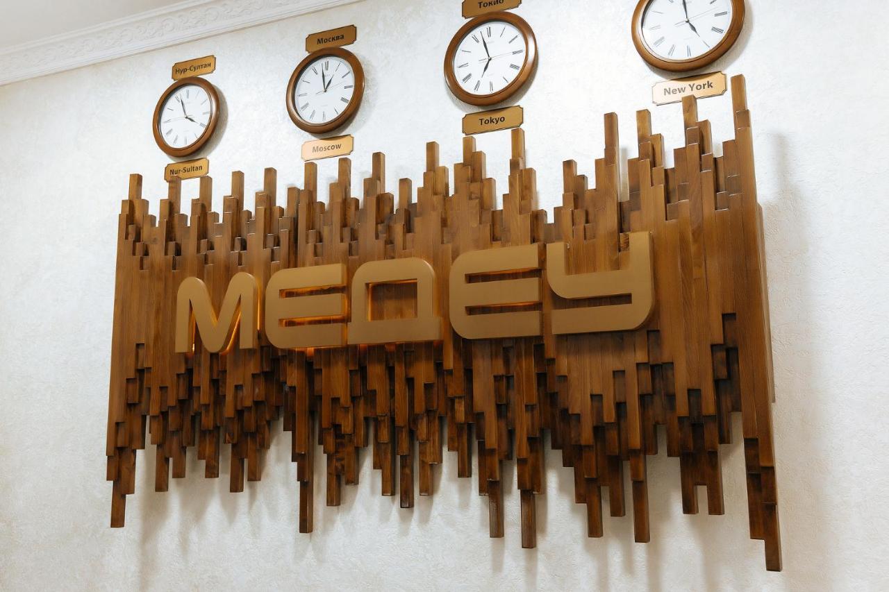 Medeu Hotel Kostanay Exterior photo